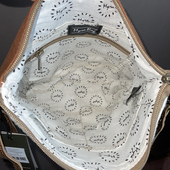 Myra Bag Cliquey Small & Crossbody Bag - Picture 4 of 9